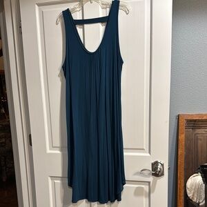 Elegant Teal Sleeveless Dress